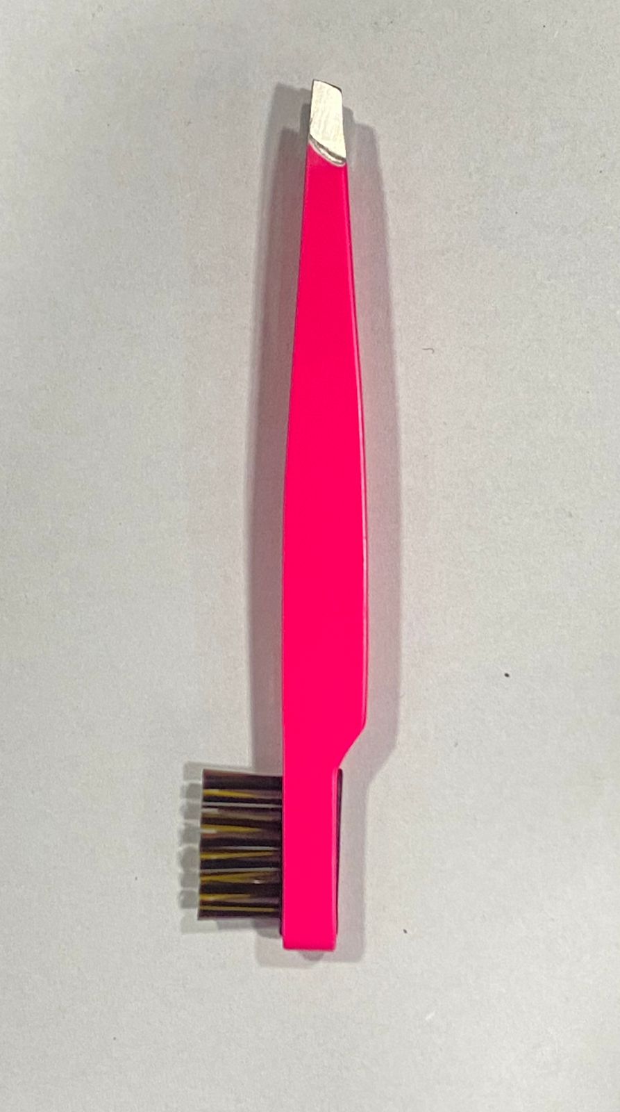 Eyebrow Slant Tweezers and Brush